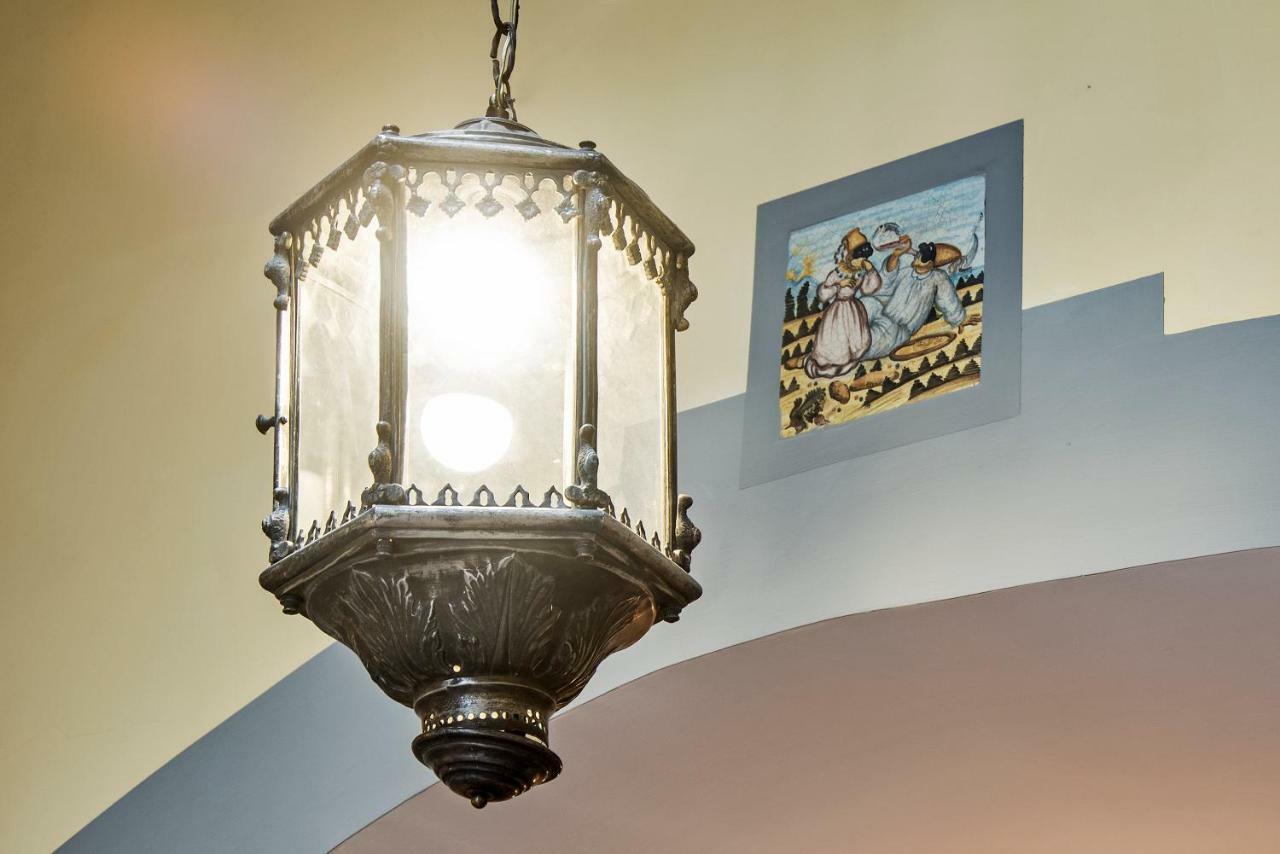 Il Teatro Di Nerone Apartment Napoli Ngoại thất bức ảnh