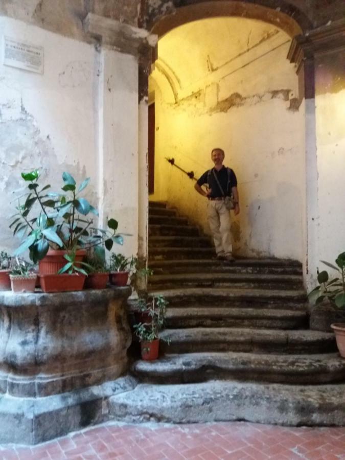 Il Teatro Di Nerone Apartment Napoli Ngoại thất bức ảnh